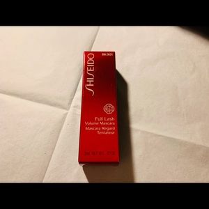 Shiseido full lash volume mascara